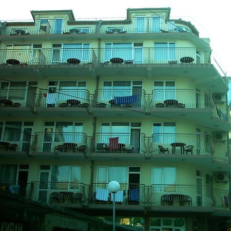 Семеен Хотел Елена Палас Nesebar Exteriör bild